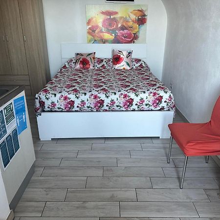 Agriturismo Un Mare di Fiori Ventimiglia Exterior foto