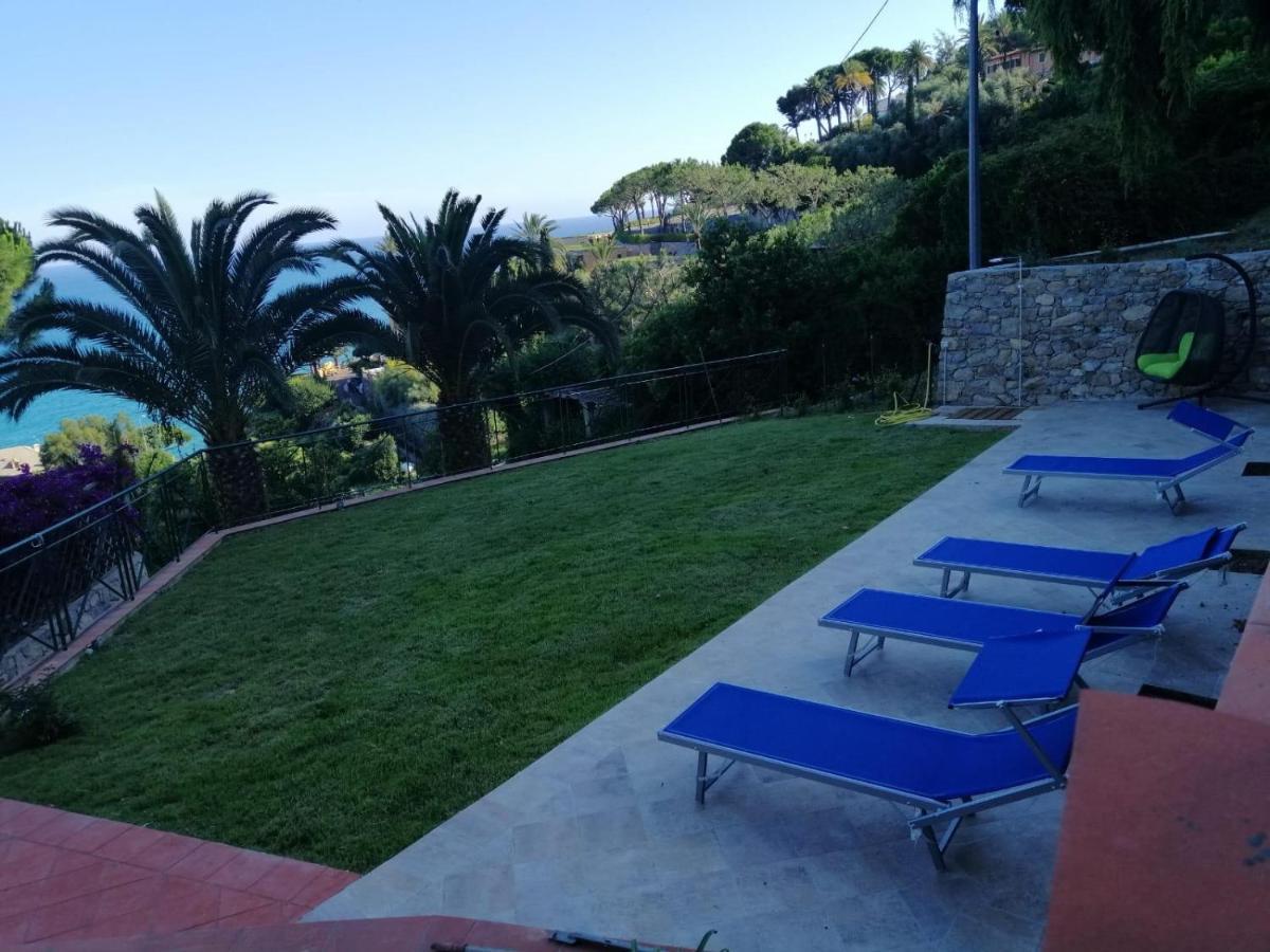 Agriturismo Un Mare di Fiori Ventimiglia Exterior foto