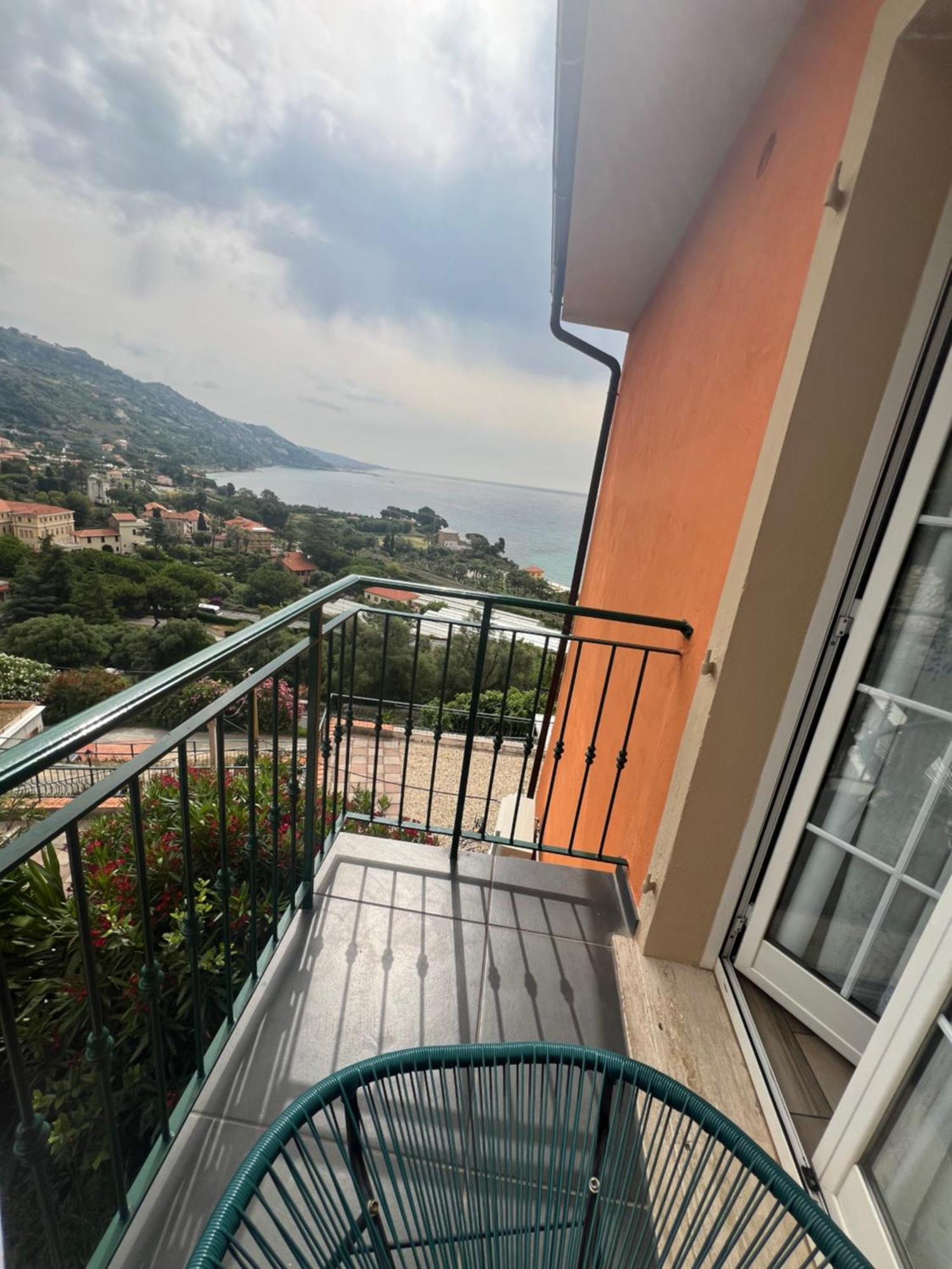 Agriturismo Un Mare di Fiori Ventimiglia Exterior foto