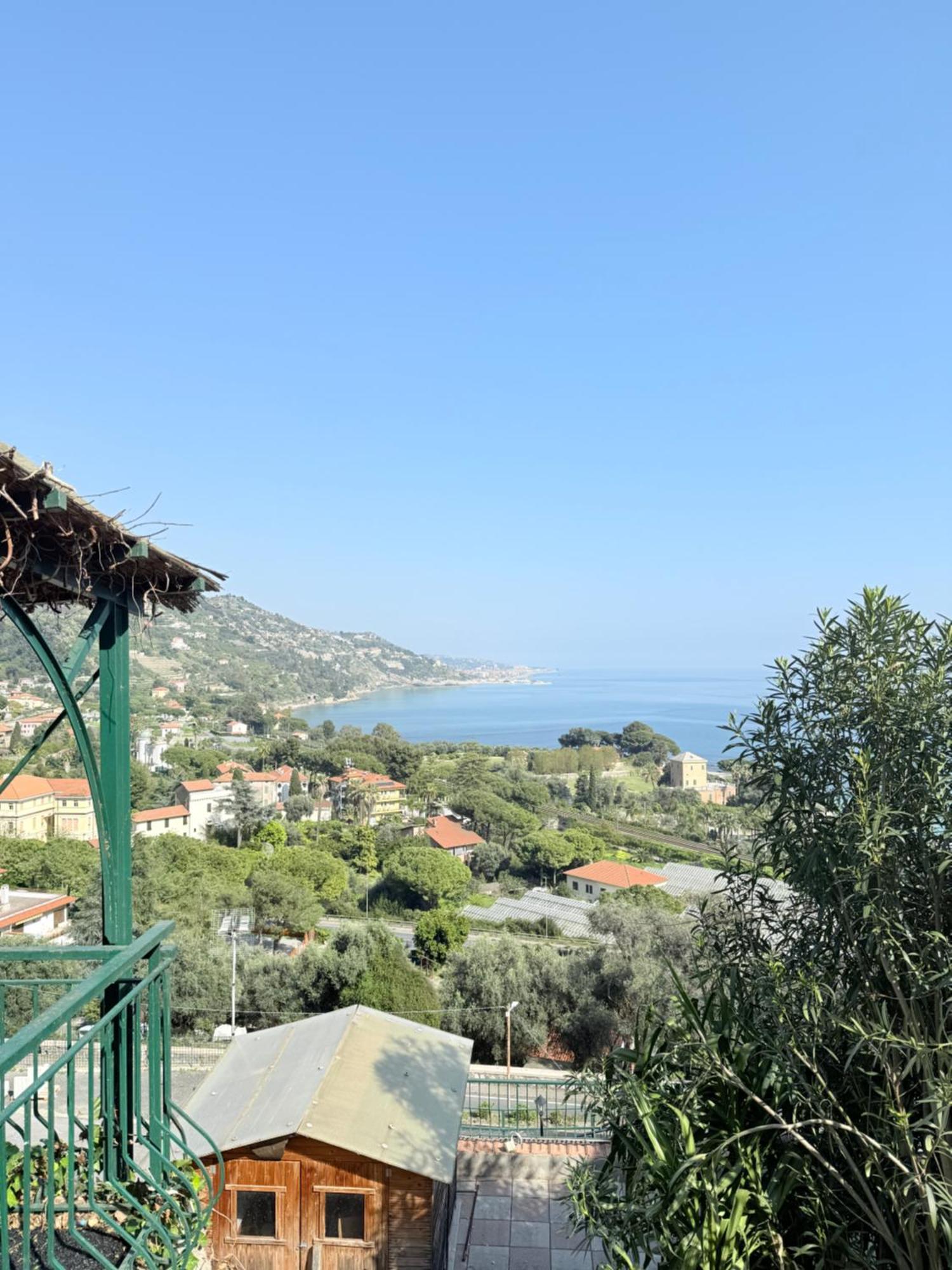 Agriturismo Un Mare di Fiori Ventimiglia Exterior foto