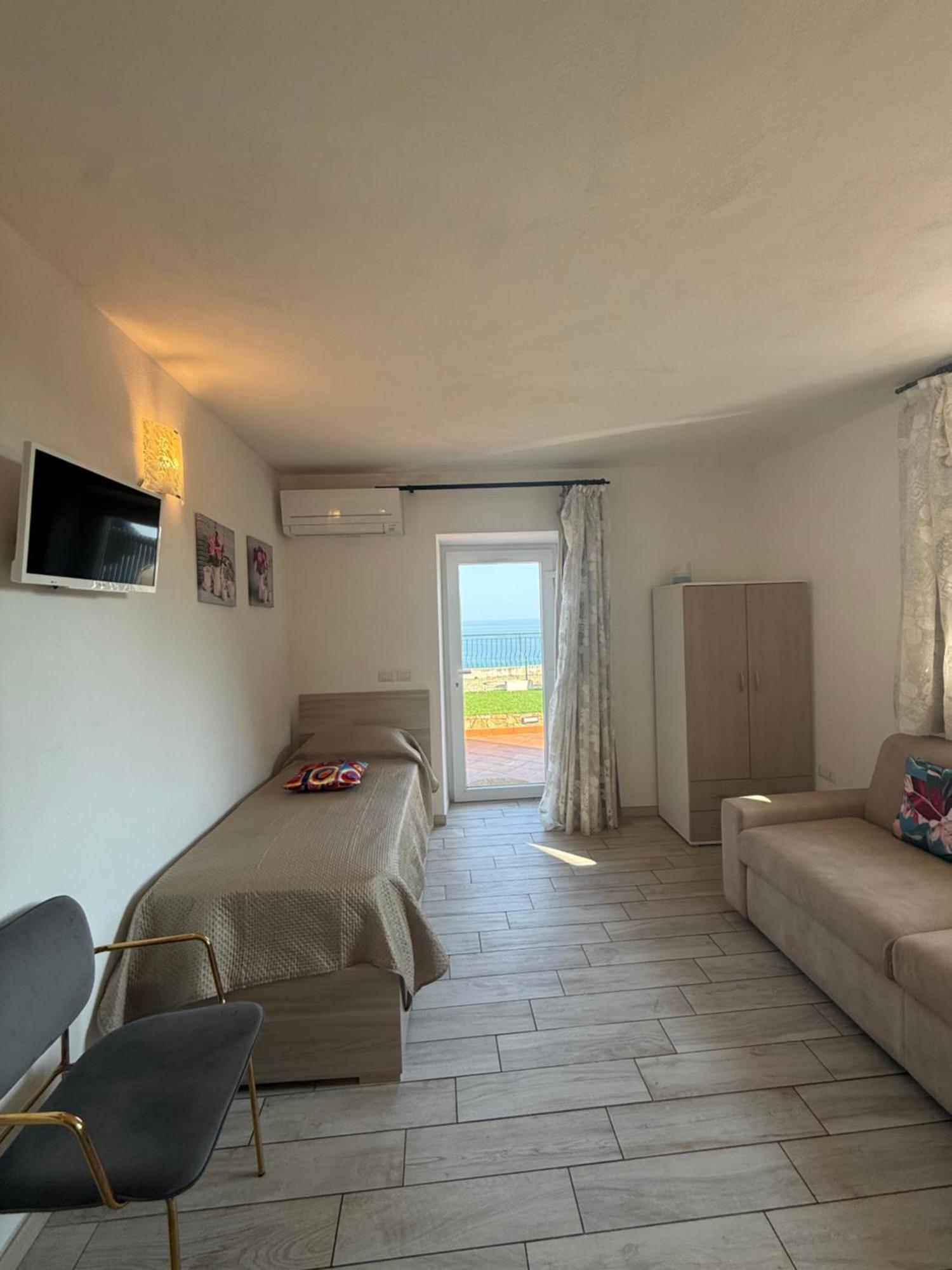 Agriturismo Un Mare di Fiori Ventimiglia Exterior foto