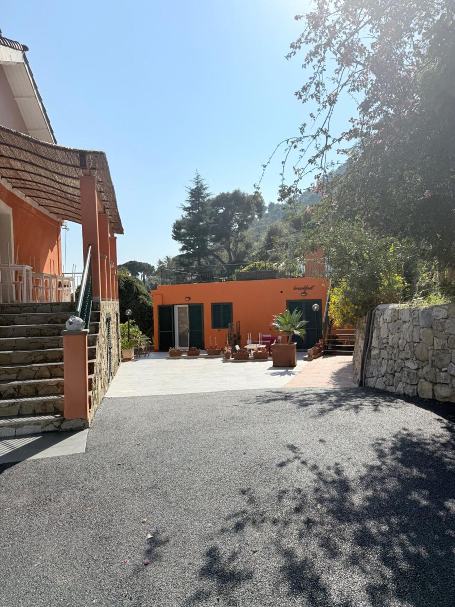 Agriturismo Un Mare di Fiori Ventimiglia Exterior foto
