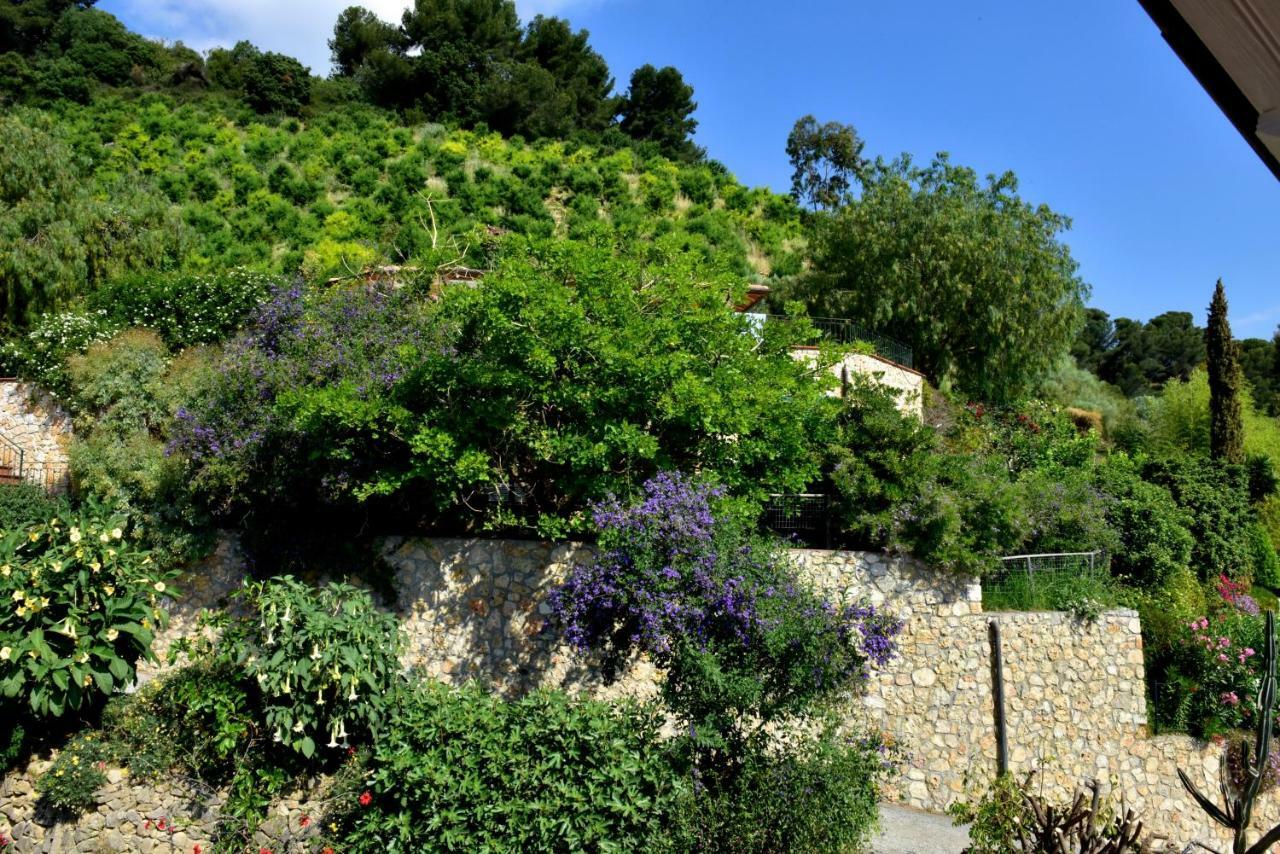 Agriturismo Un Mare di Fiori Ventimiglia Exterior foto